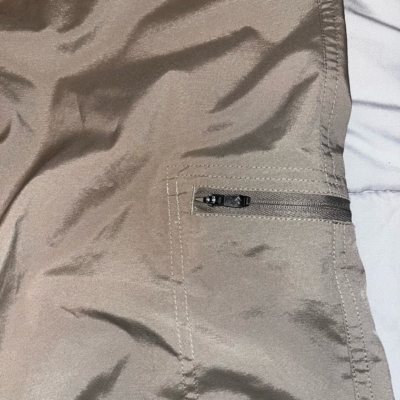 Columbia Men's Khaki Cargo Pants Omni-Shade Outdoors 38/32 never worn! - Picture 4 of 6